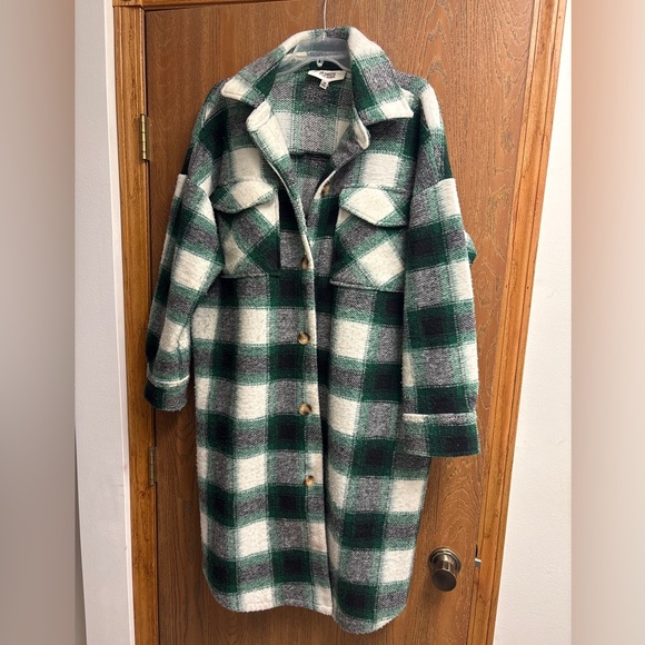 BB Dakota Jackets & Blazers - BB Dakota Green and White Plaid Teddy Jacket